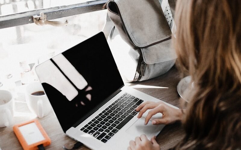 High Paying Remote Jobs in Europe for English Speakers – Visa and Relocation Guide in 2025